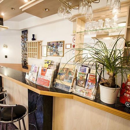 Dominika Apartman Hotel ブダペスト エクステリア 写真