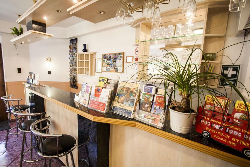 Dominika Apartman Hotel ブダペスト エクステリア 写真