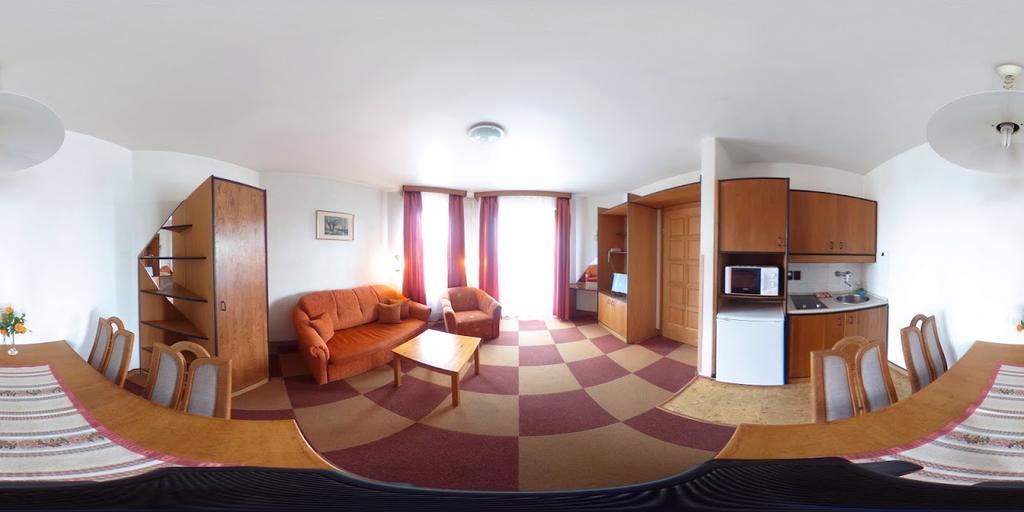 Dominika Apartman Hotel ブダペスト エクステリア 写真