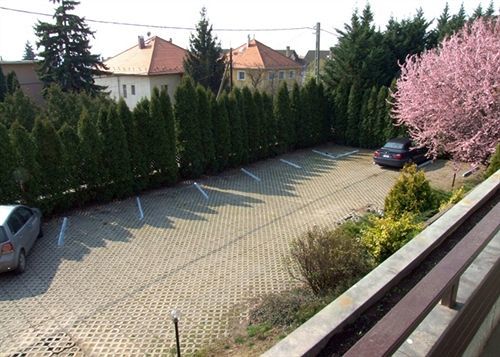 Dominika Apartman Hotel ブダペスト エクステリア 写真